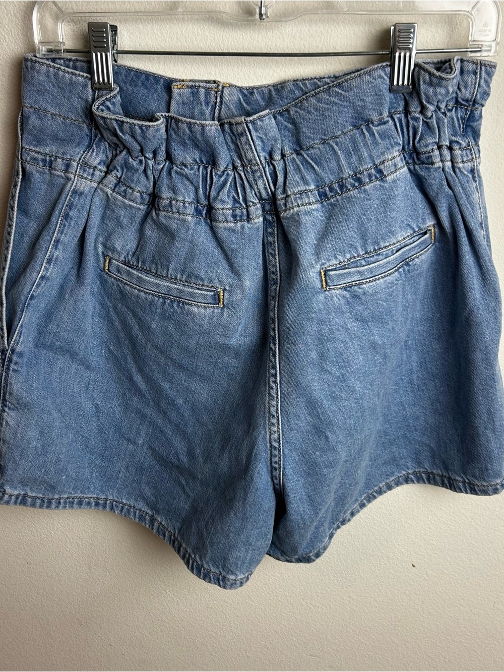 NWT ba&sh Mabo Paperbag High-Waist Denim Shorts Light Wash Organic Cotton 40/L - Picture 9 of 13